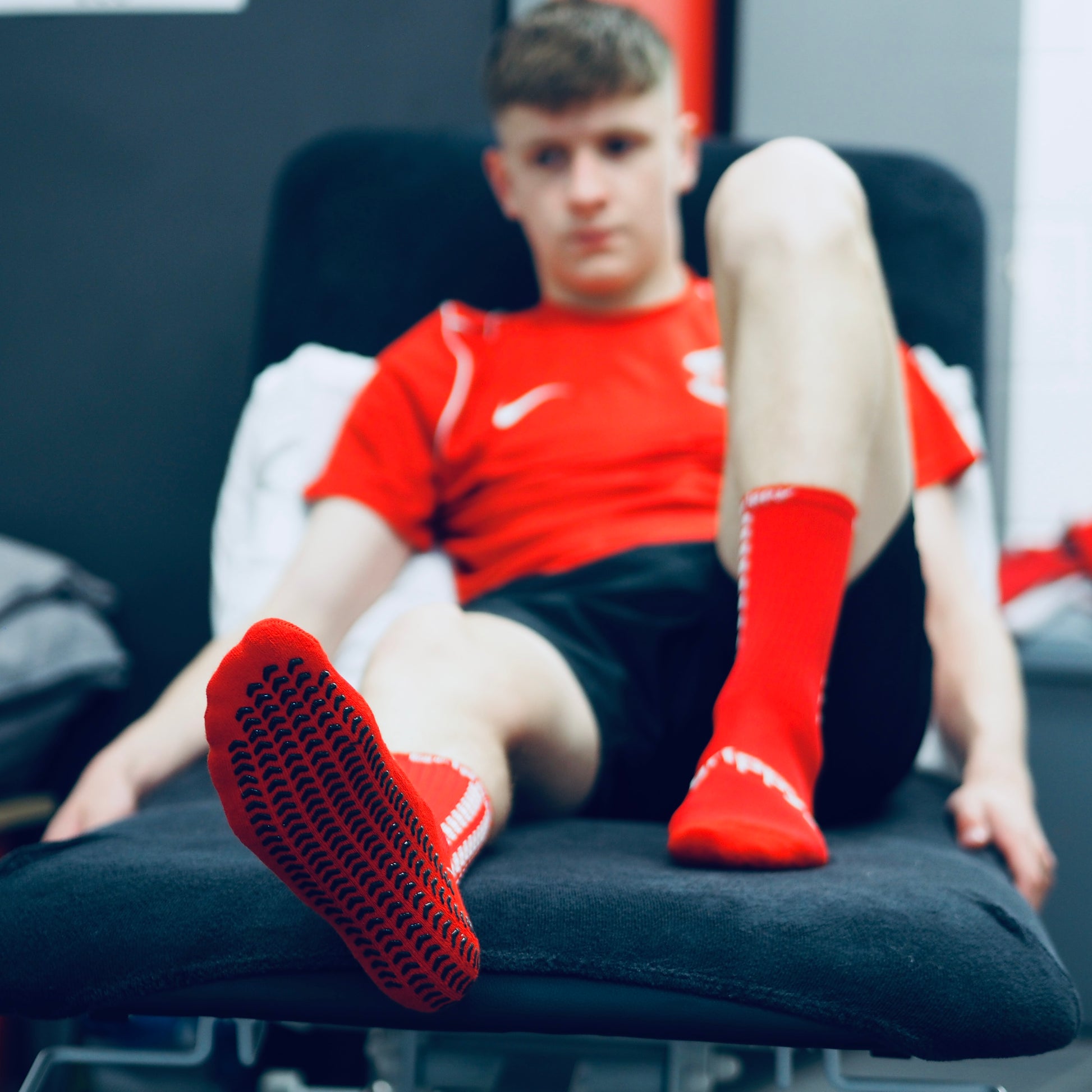 Red football grip socks grippy sports physio bed non slip sports socks